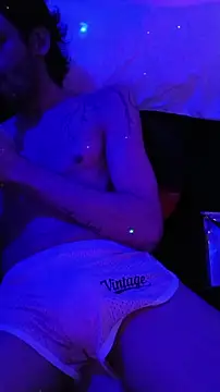 johngil0995 online show from 12, 11, 2025