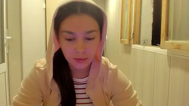 LunaXmii online show from 2, 10, 2025