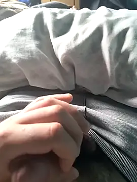 paudeliciosoo online show from 3, 11, 2025