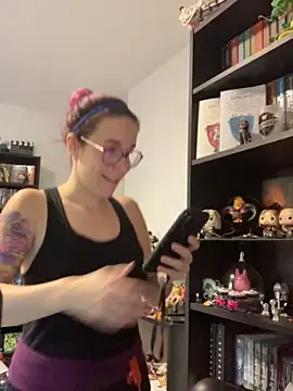 MagdalenaMedusa online show from 6, 11, 2025