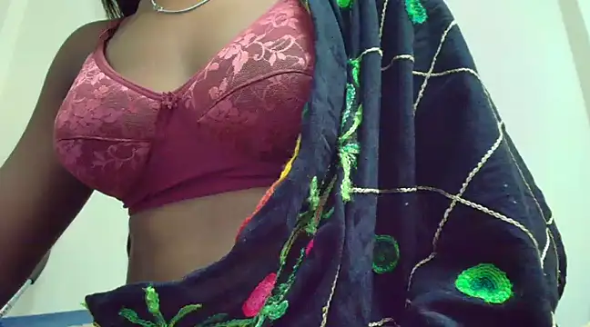 Snapshot of Magic_Zara chatting on 6, 12, 2024 Magic Zara online show from 6, 12, 2024