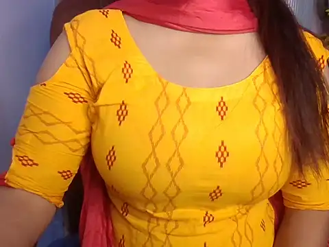 Snapshot of Magic_Zara chatting on 1, 12, 2025 Magic Zara online show from 1, 12, 2025