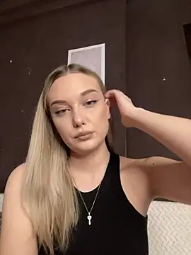 Alisa Rise online show from 2, 3, 2025