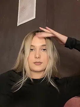 Alisa Rise online show from 4, 10, 2025