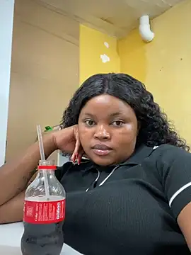 Curveysinaa online show from 12, 2, 2025