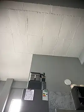 Curveysinaa online show from 5, 10, 2025