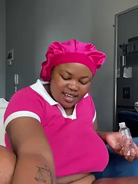 Curveysinaa online show from 24, 2, 2026