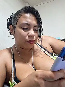Snapshot of sexypaula-latina4u chatting on 14, 12, 2024 sexypaula-latina4u online show from 14, 12, 2024