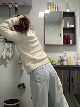 Snapshot of Aimeil chatting on 1, 4, 2026 Aimeil online show from 1, 4, 2026