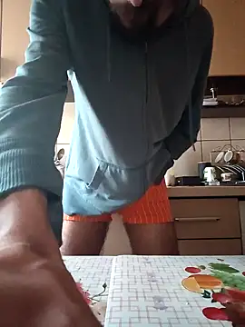 Snapshot of vulpe8400 chatting on 3, 1, 2025 vulpe8400 online show from 3, 1, 2025