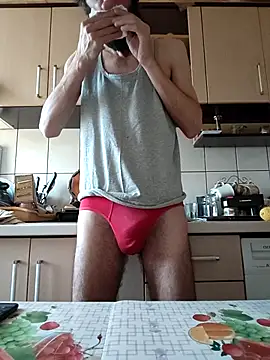 Snapshot of vulpe8400 chatting on 17, 3, 2025 vulpe8400 online show from 17, 3, 2025