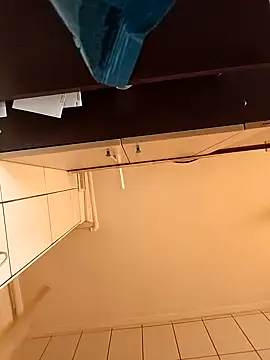 Snapshot of vulpe8400 chatting on 11, 10, 2025 vulpe8400 online show from 11, 10, 2025