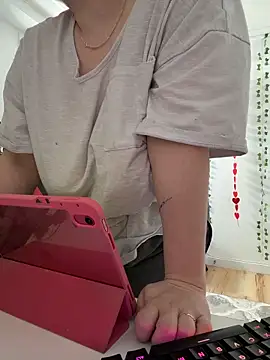 Sweetleeahxx online show from 28, 2, 2026