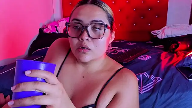 Agatha humidity online show from 8, 4, 2026