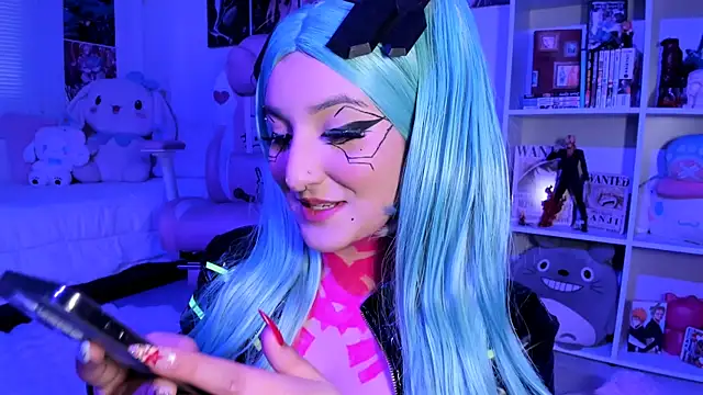 julyana  online show from 3, 3, 2025