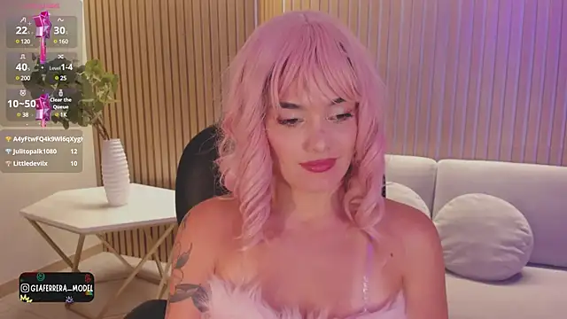 Snapshot of GiaFerrara chatting on 16, 1, 2025 GiaFerrara online show from 16, 1, 2025