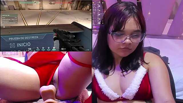 Snapshot of PetiteSalome chatting on 4, 12, 2024 PetiteSalome online show from 4, 12, 2024