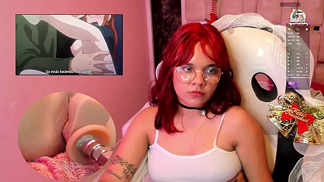 Snapshot of PetiteSalome chatting on 24, 12, 2024 PetiteSalome online show from 24, 12, 2024