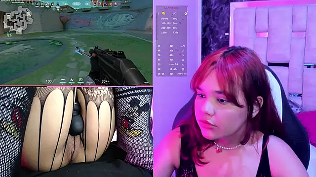 Snapshot of PetiteSalome chatting on 9, 1, 2025 PetiteSalome online show from 9, 1, 2025