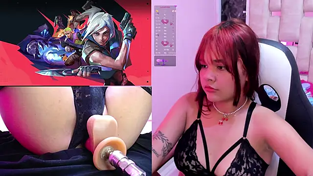 Snapshot of PetiteSalome chatting on 10, 1, 2025 PetiteSalome online show from 10, 1, 2025