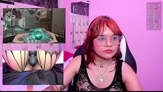 Snapshot of PetiteSalome chatting on 15, 1, 2025 PetiteSalome online show from 15, 1, 2025