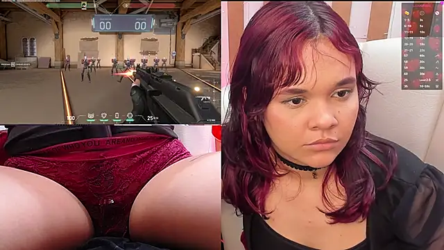 Snapshot of PetiteSalome chatting on 15, 2, 2025 PetiteSalome online show from 15, 2, 2025