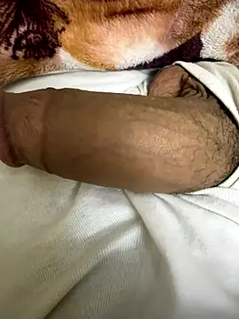 Snapshot of hamed-697 chatting on 3, 12, 2024 hamed-697 online show from 3, 12, 2024