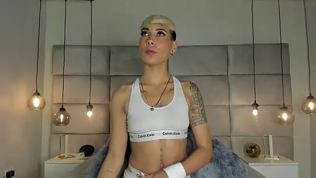 MiaMorgan  online show from 18, 1, 2025