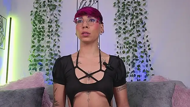 MiaMorgan  online show from 7, 4, 2026