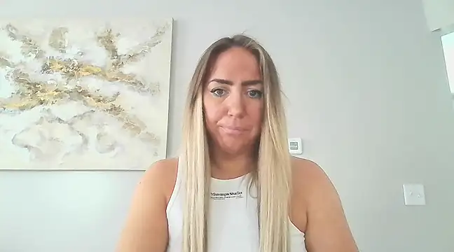 sunshinekisses online show from 1, 3, 2025