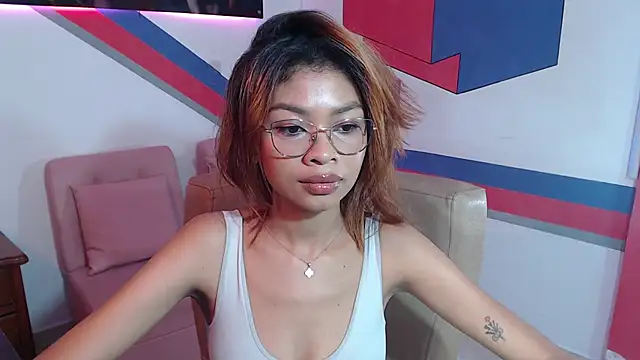 Snapshot of Perla_prg chatting on 27, 12, 2024 Perla prg online show from 27, 12, 2024
