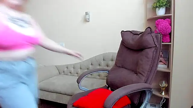 Doliss online show from 9, 11, 2025