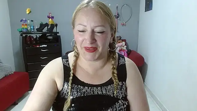 emperabigbootybigass online show from 6, 2, 2025