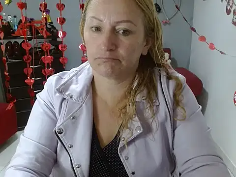 emperabigbootybigass online show from 18, 2, 2025