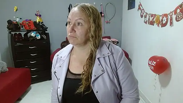 emperabigbootybigass online show from 25, 2, 2025