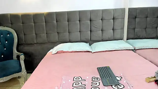 Snapshot of MadameDamn chatting on 7, 1, 2025 MadameDamn online show from 7, 1, 2025