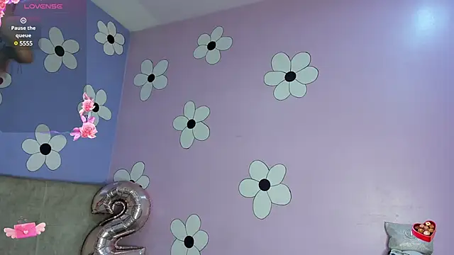 Snapshot of MadameDamn chatting on 13, 1, 2025 MadameDamn online show from 13, 1, 2025