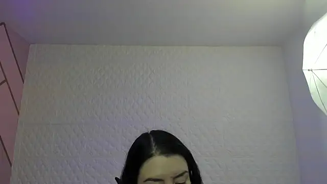 Violetaa diazz online show from 4, 10, 2025