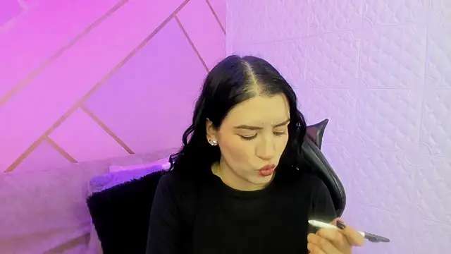 Violetaa diazz online show from 20, 2, 2026