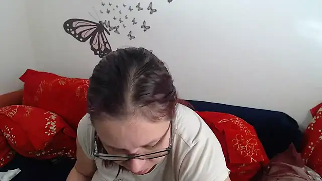 LadyHellene online show from 6, 3, 2025