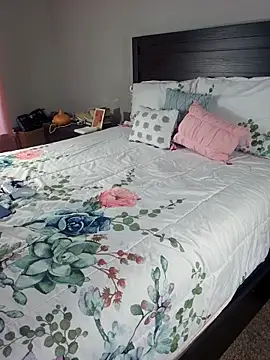 FragrantWind5 online show from 17, 10, 2025