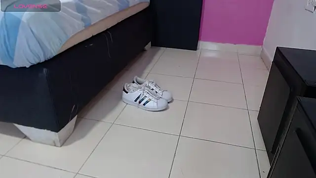  candy jade  online show from 23, 9, 2025