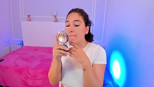 Snapshot of ScarlettWet9 chatting on 11, 1, 2025 ScarlettWet9 online show from 11, 1, 2025