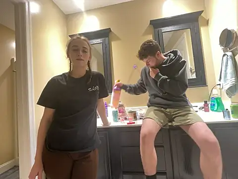 Maxinebabyyy online show from 18, 12, 2024