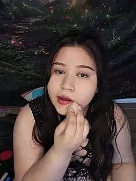 Snapshot of sharyl_24 chatting on 23, 7, 2026 sharyl 24 online show from 23, 7, 2026