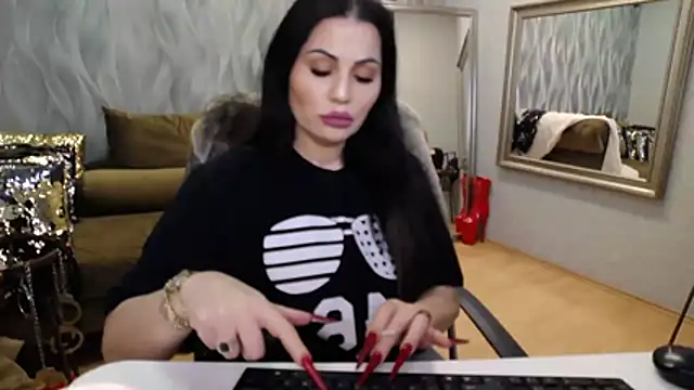 Sara Poison online show from 4, 4, 2026