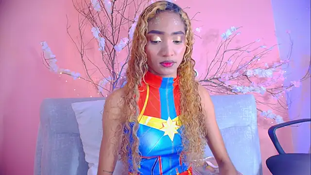 Charlotte Love10 online show from 31, 10, 2025