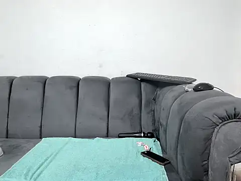 Pearl 00 online show from 18, 3, 2026