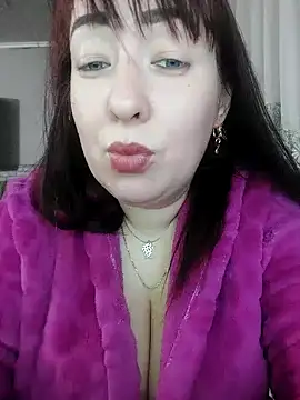 Snapshot of Rubina_Maud chatting on 9, 10, 2025 Rubina Maud online show from 9, 10, 2025