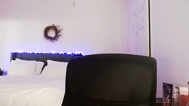 AlyssiaAmoreXO online show from 20, 7, 2026